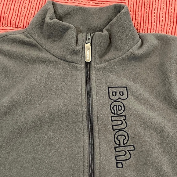 Bench size youth 11-12 years Gray Fleece zip sweater / light Jacket - Picture 2 of 16